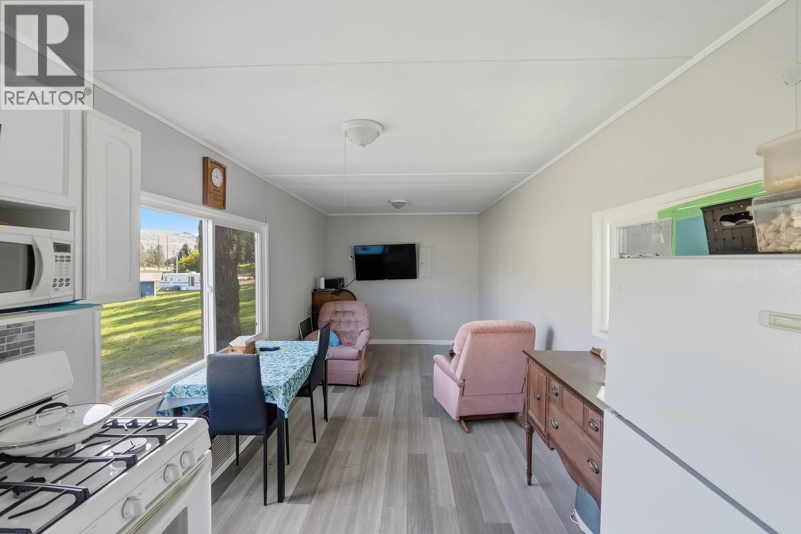 3590 #3 Highway, Rock Creek, British Columbia  V0H 1Y0 - Photo 49 - 10400714