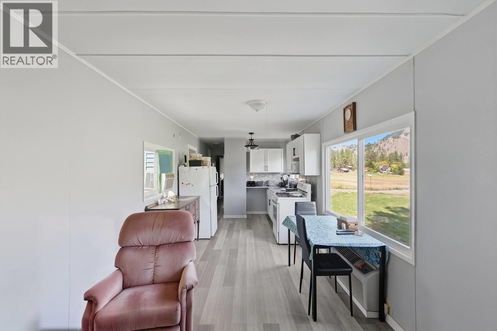 3590 #3 Highway, Rock Creek, British Columbia  V0H 1Y0 - Photo 50 - 10400714