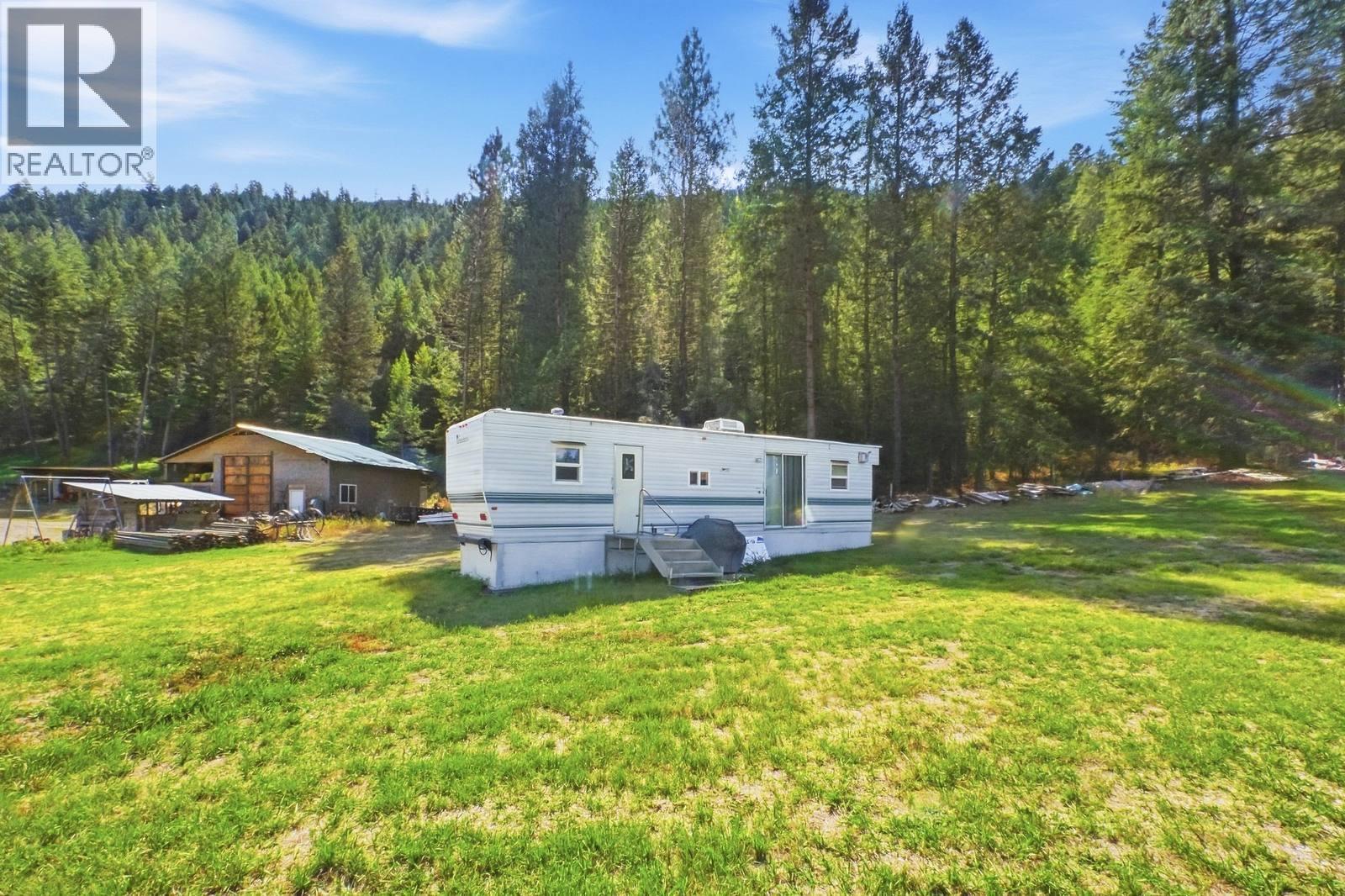 3590 #3 Highway, Rock Creek, British Columbia  V0H 1Y0 - Photo 61 - 10400714