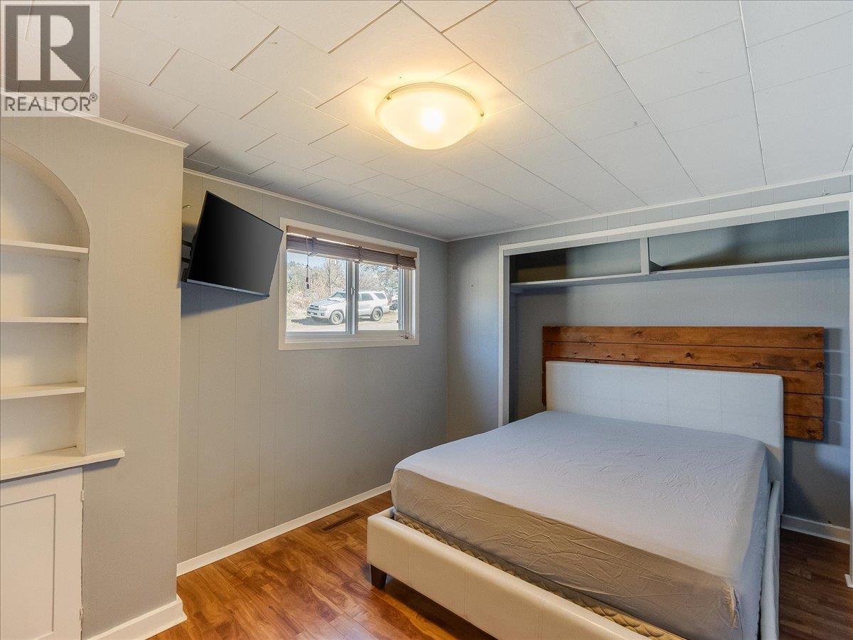 2243 First Avenue, Rossland, British Columbia  V0G 1Y0 - Photo 26 - 10401002