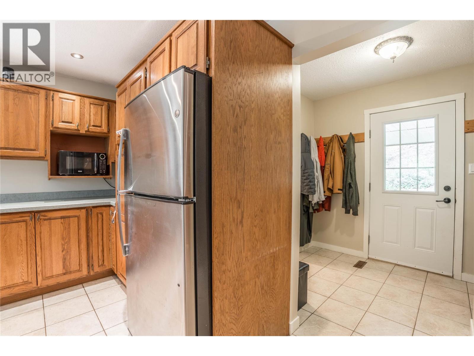 6407 Simpson Road, Summerland, British Columbia  V0H 1Z2 - Photo 6 - 10400992