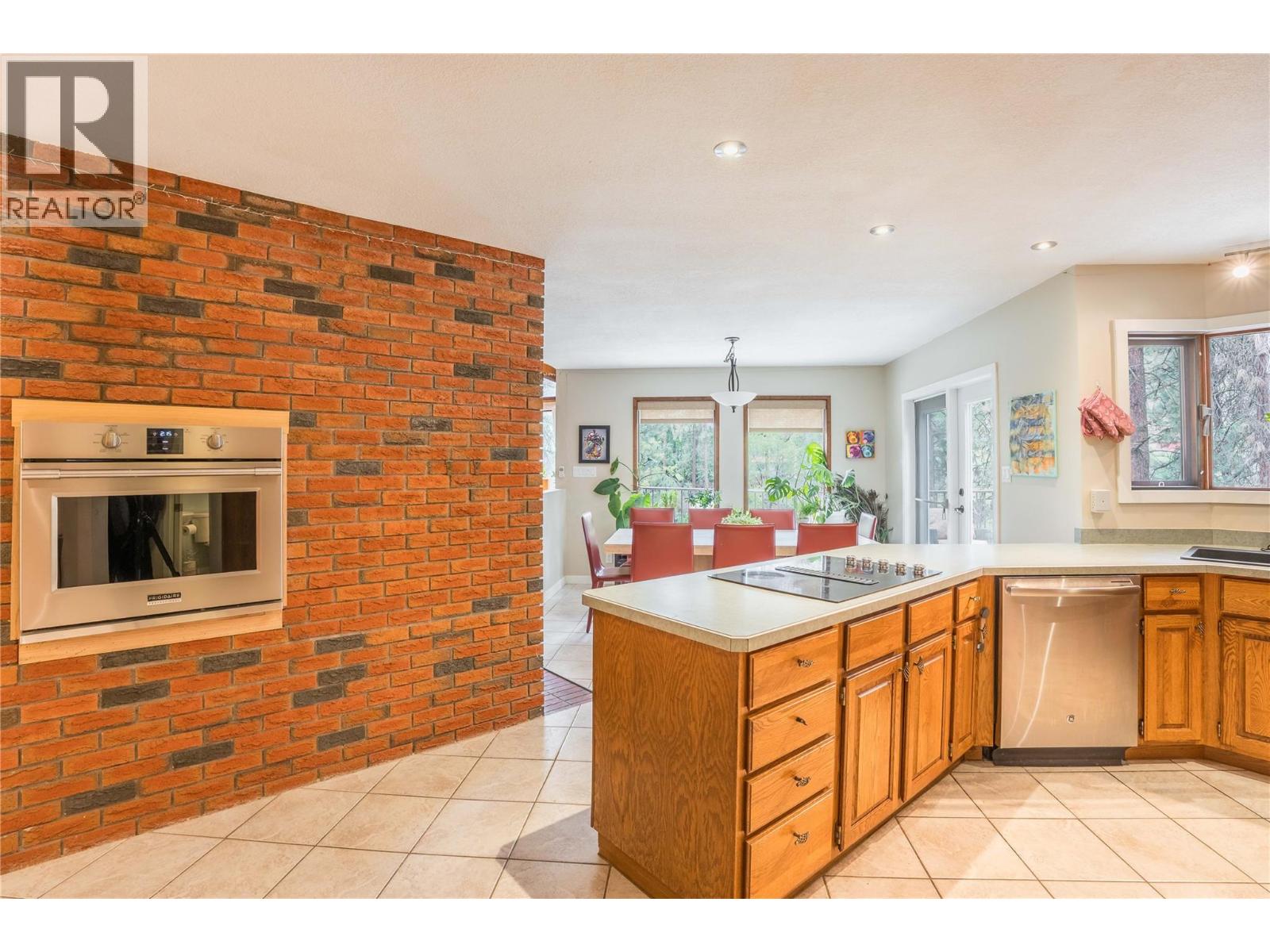 6407 Simpson Road, Summerland, British Columbia  V0H 1Z2 - Photo 9 - 10400992