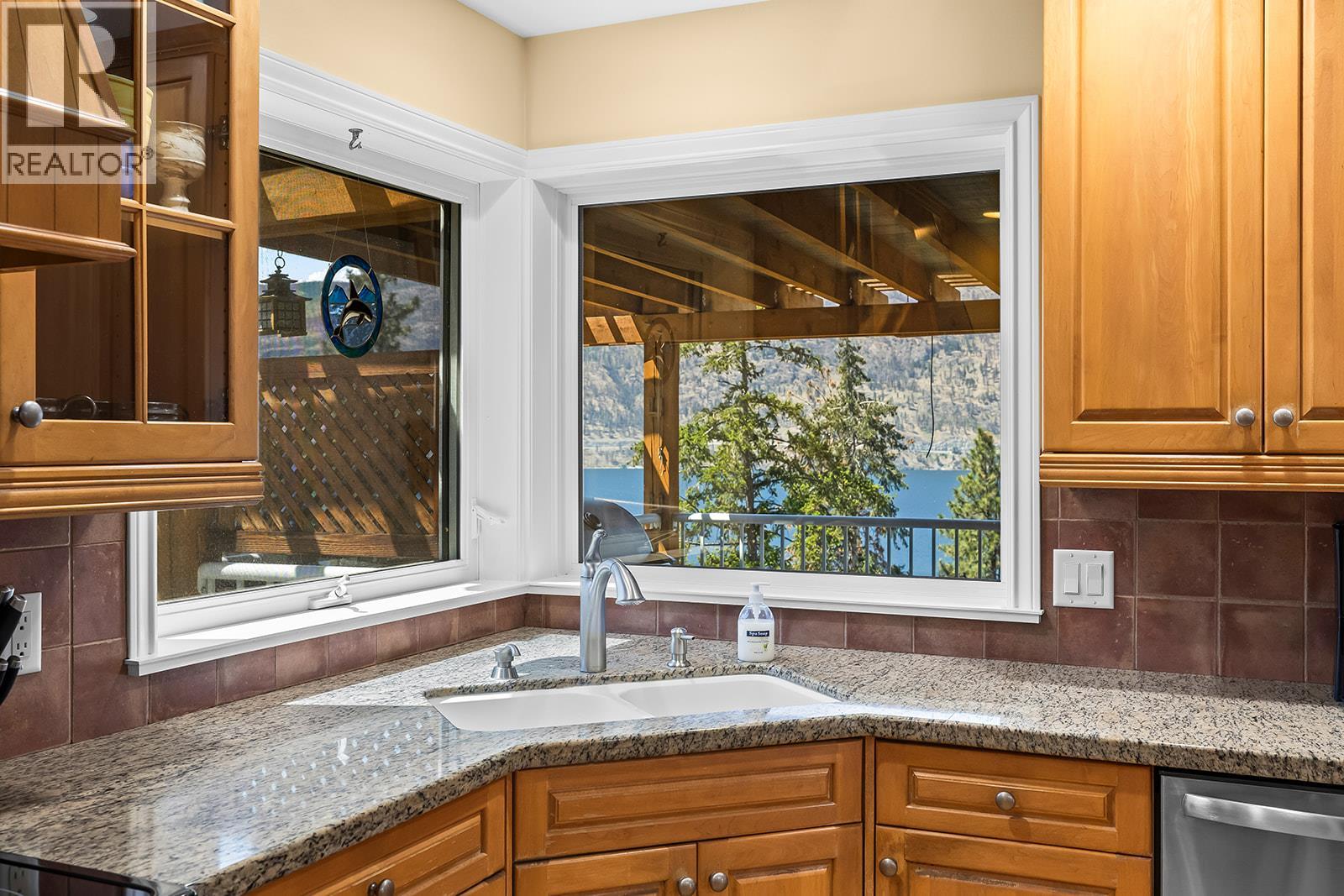 2620 Arthur Road, Kelowna, British Columbia  V1V 2B7 - Photo 20 - 10401000