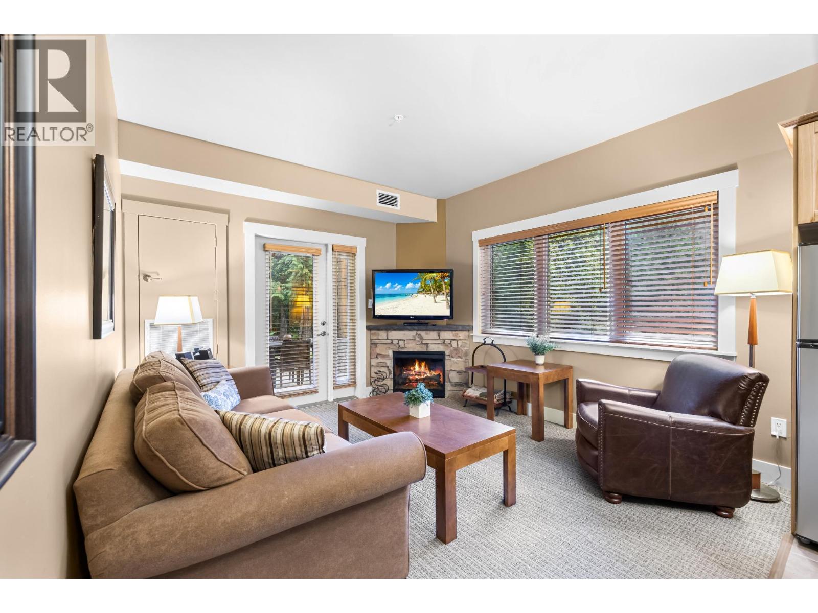 16310 Woolgar Road Unit# 216, Crawford Bay, British Columbia  V0B 1E0 - Photo 10 - 10400888