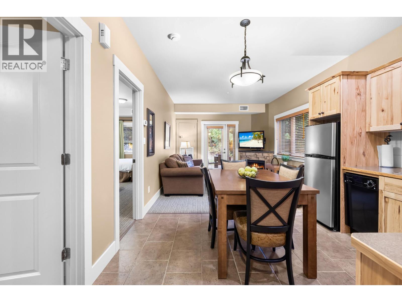 16310 Woolgar Road Unit# 216, Crawford Bay, British Columbia  V0B 1E0 - Photo 16 - 10400888