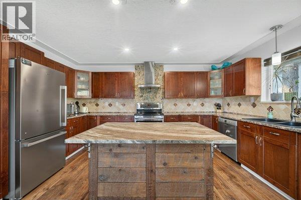 996 Arras Road, Sorrento, British Columbia  V0E 2W1 - Photo 3 - 10401013