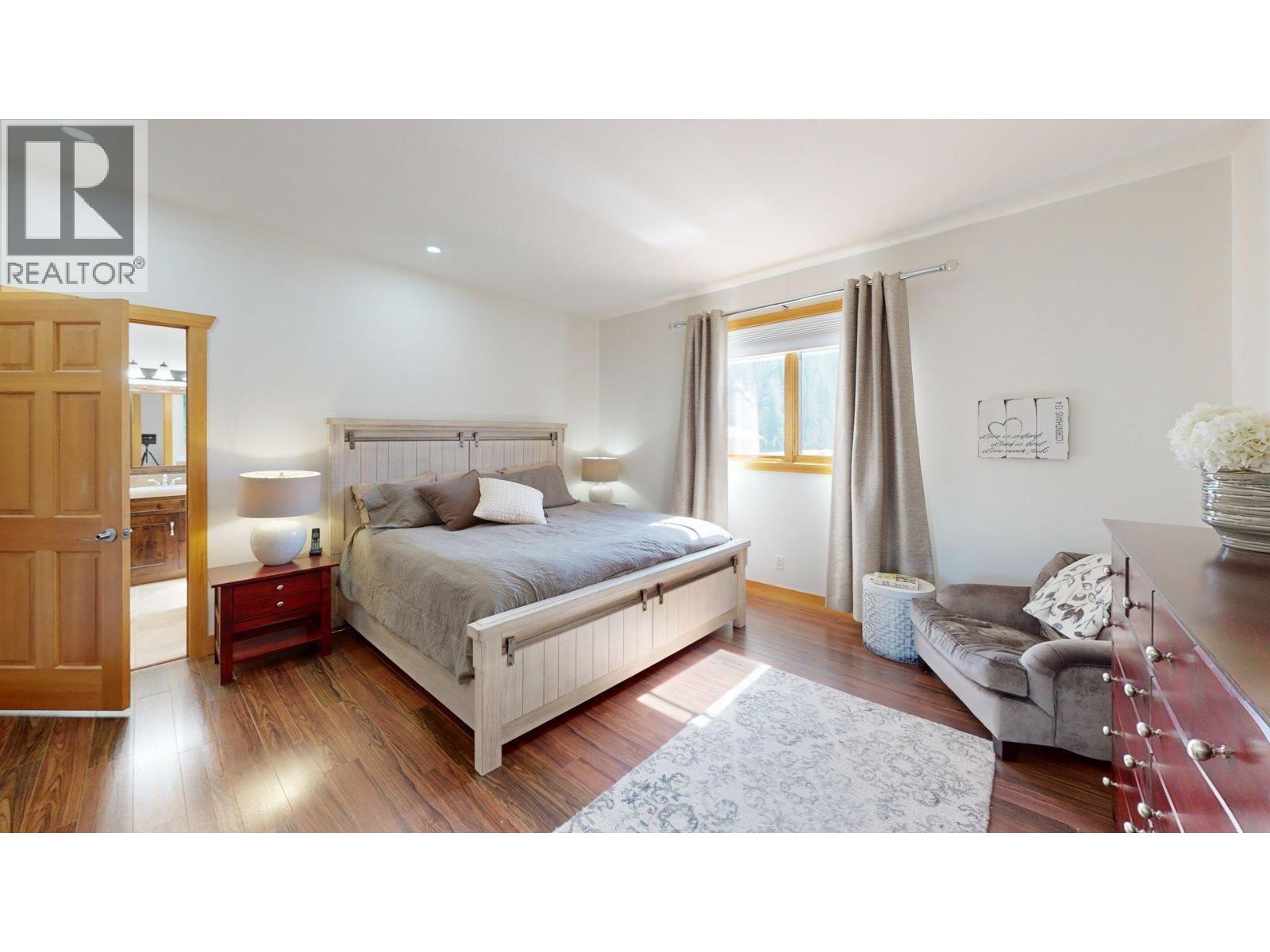 2455 Colin Crescent, Trail, British Columbia  V1R 4T4 - Photo 24 - 10400751