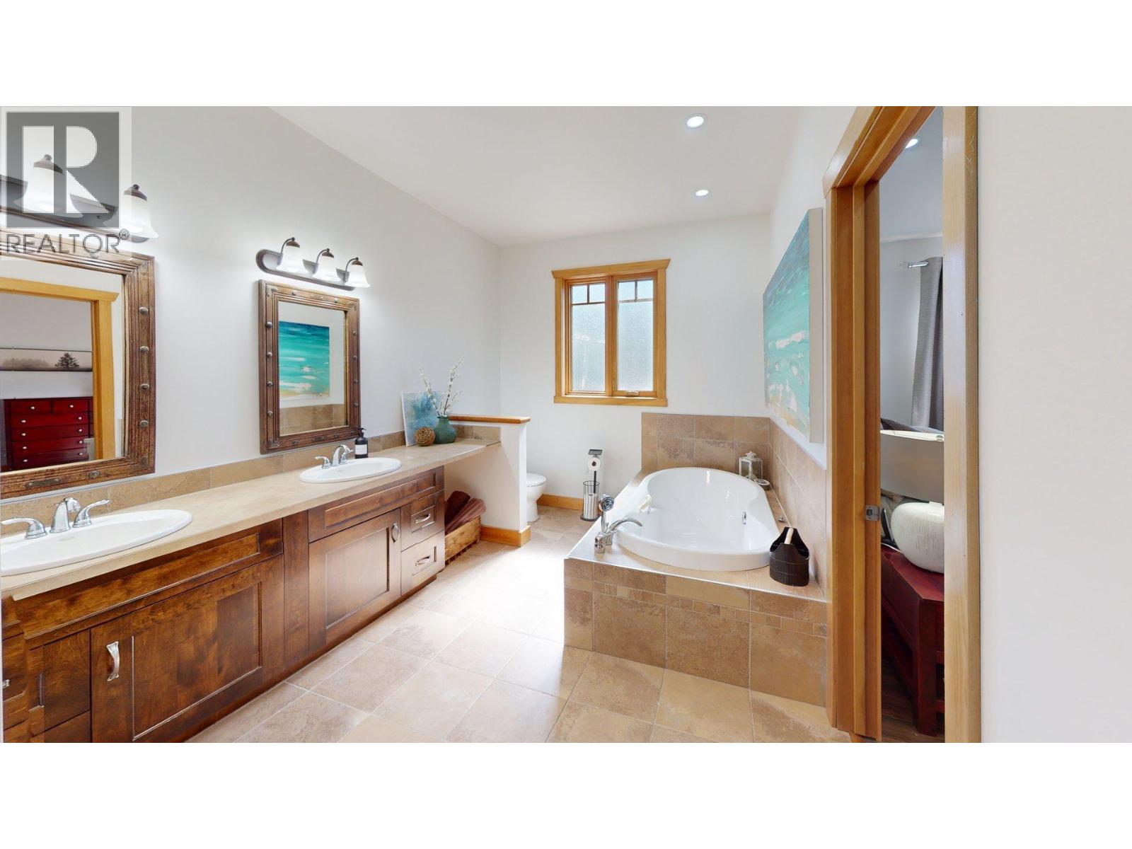 2455 Colin Crescent, Trail, British Columbia  V1R 4T4 - Photo 27 - 10400751