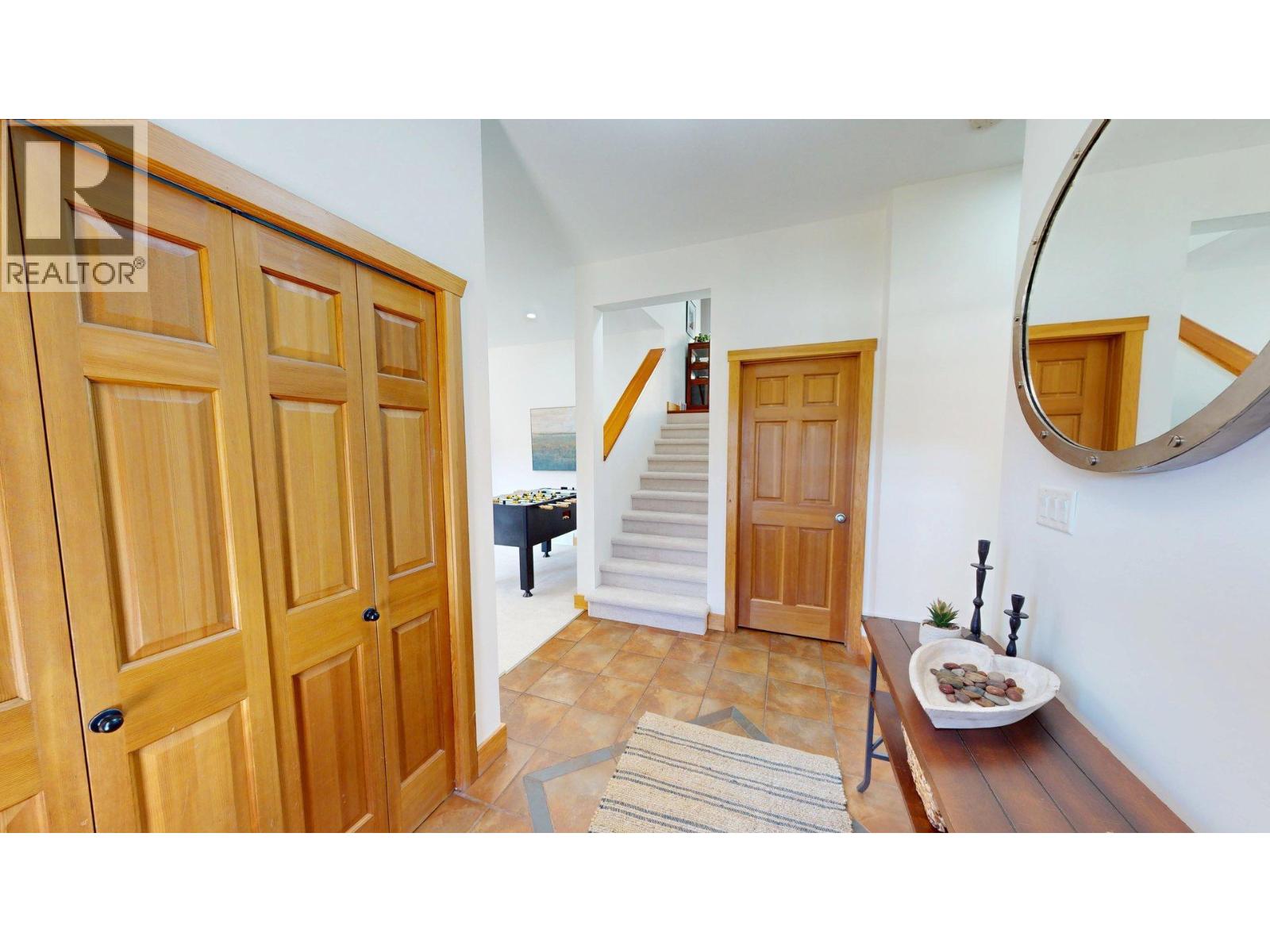 2455 Colin Crescent, Trail, British Columbia  V1R 4T4 - Photo 41 - 10400751