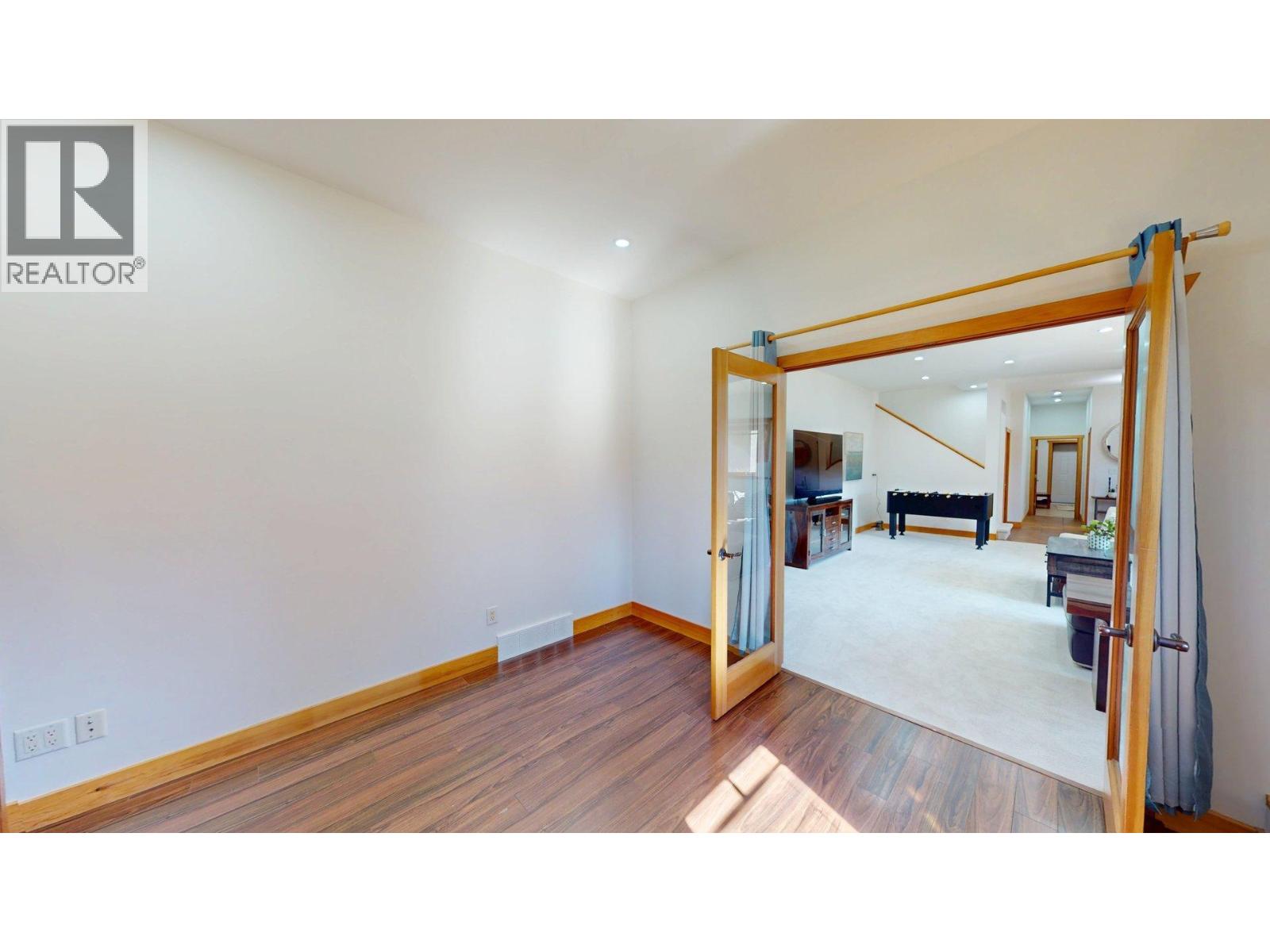 2455 Colin Crescent, Trail, British Columbia  V1R 4T4 - Photo 45 - 10400751