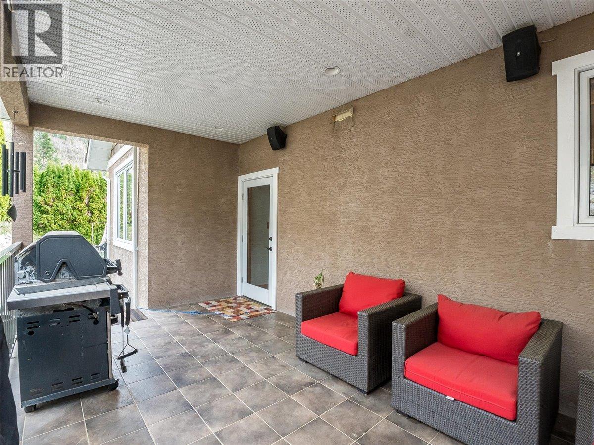 2455 Colin Crescent, Trail, British Columbia  V1R 4T4 - Photo 51 - 10400751