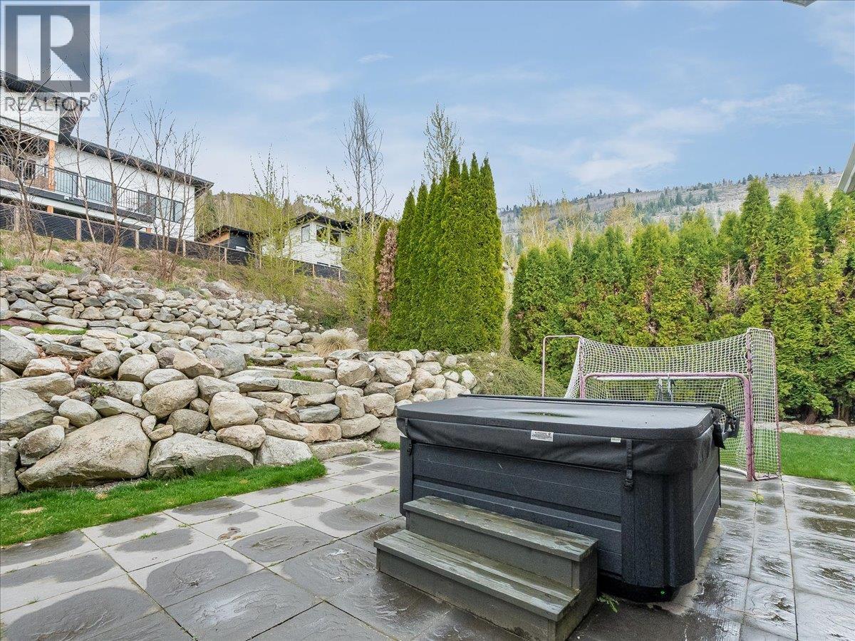 2455 Colin Crescent, Trail, British Columbia  V1R 4T4 - Photo 55 - 10400751
