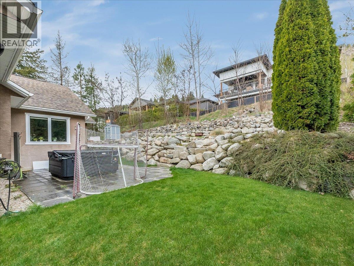 2455 Colin Crescent, Trail, British Columbia  V1R 4T4 - Photo 59 - 10400751