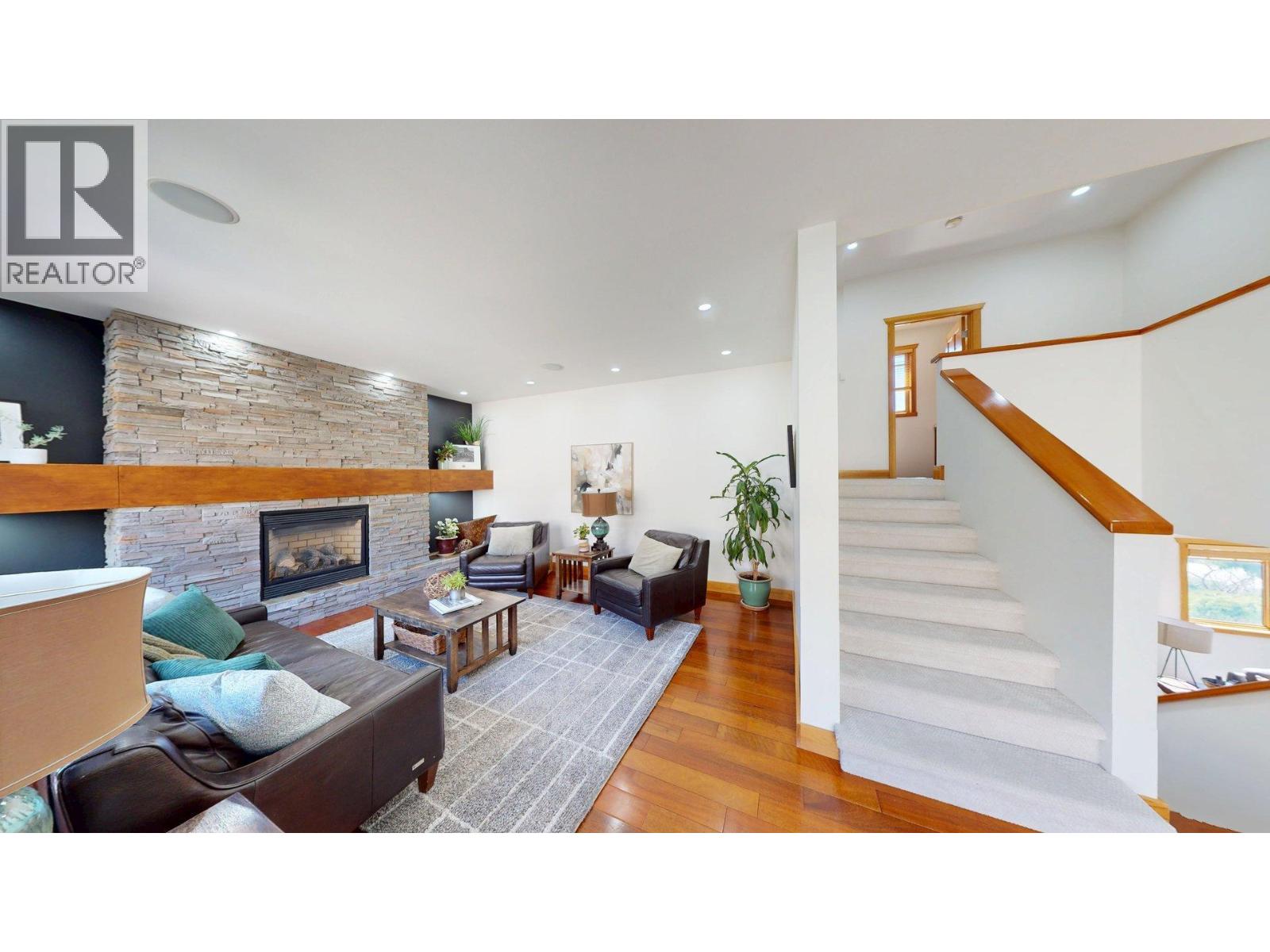 2455 Colin Crescent, Trail, British Columbia  V1R 4T4 - Photo 8 - 10400751