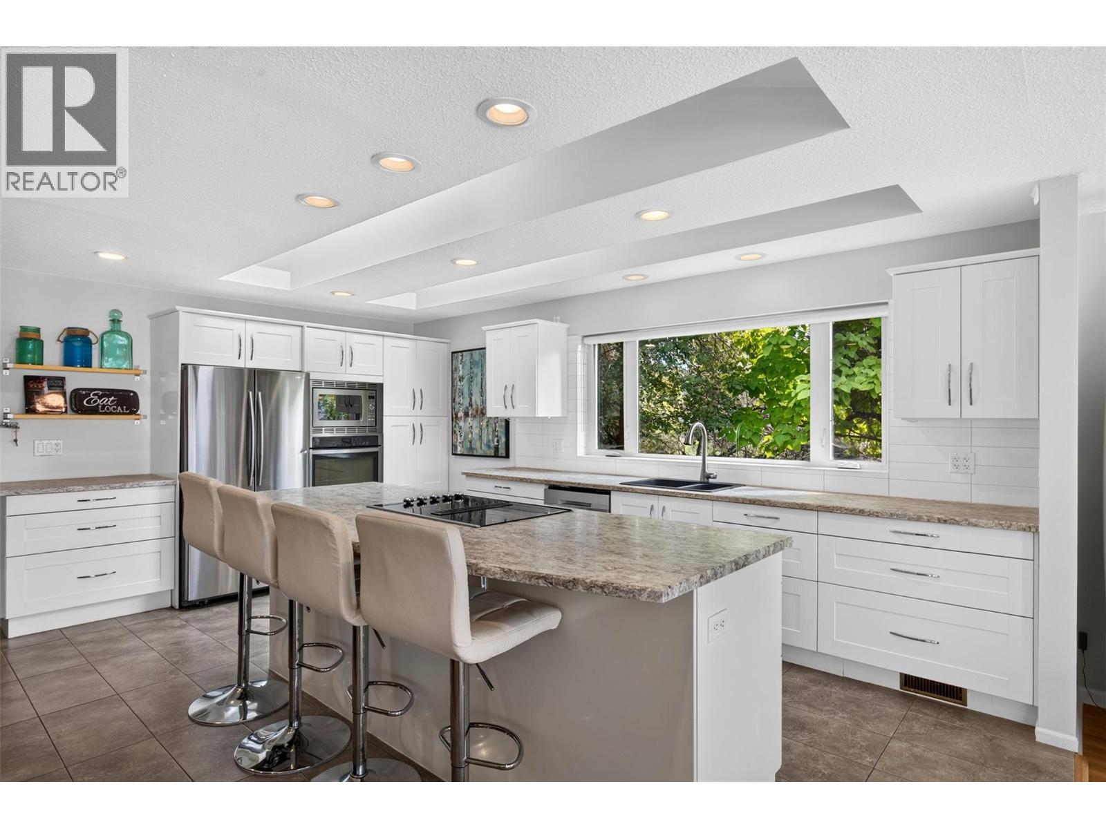 998 Manhattan Drive, Kelowna, British Columbia  V1Y 1H5 - Photo 15 - 10401048