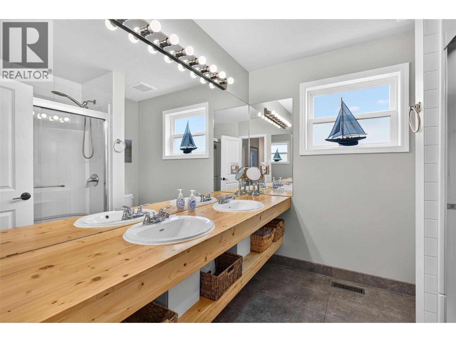 998 Manhattan Drive, Kelowna, British Columbia  V1Y 1H5 - Photo 27 - 10401048