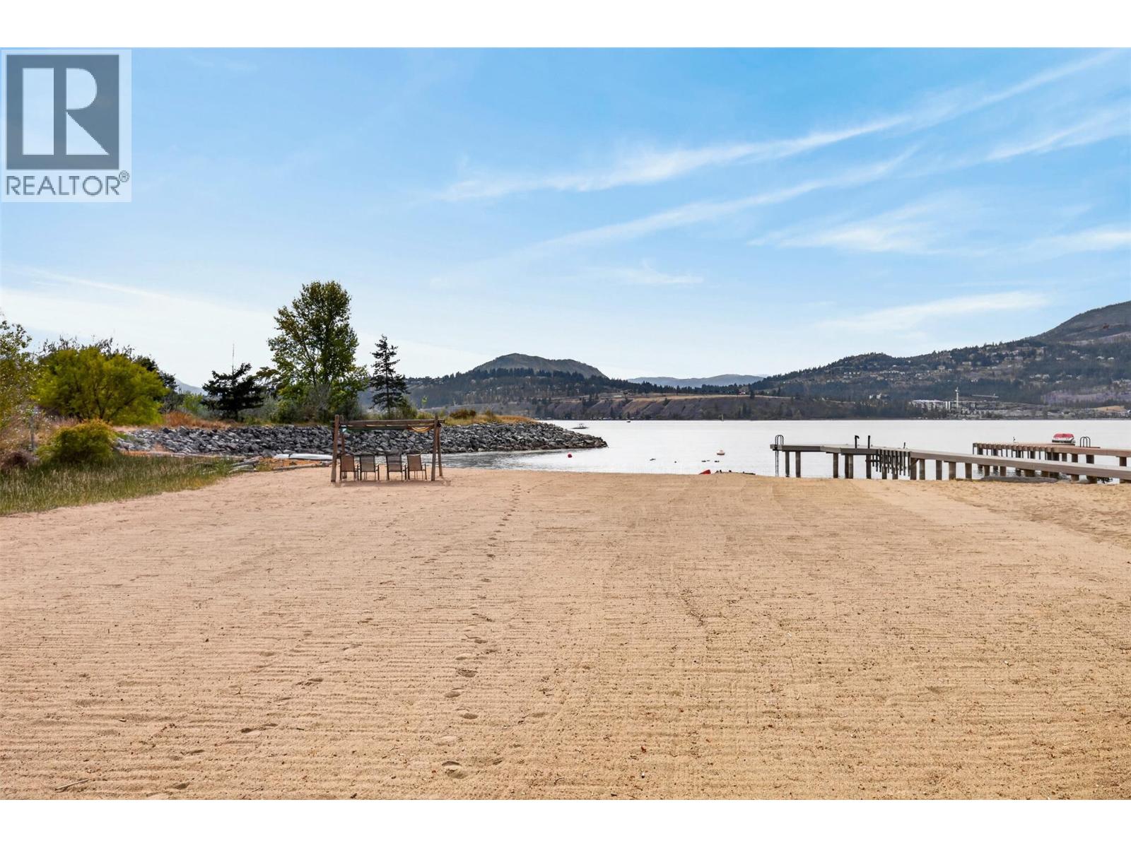 998 Manhattan Drive, Kelowna, British Columbia  V1Y 1H5 - Photo 38 - 10401048
