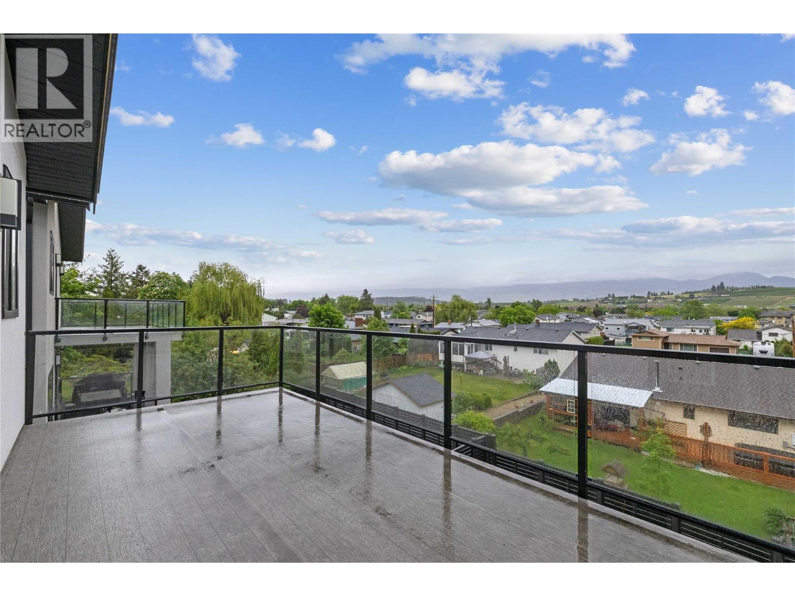 389 Moubray Road, Kelowna, British Columbia  V1V 1R4 - Photo 1 - 10400954