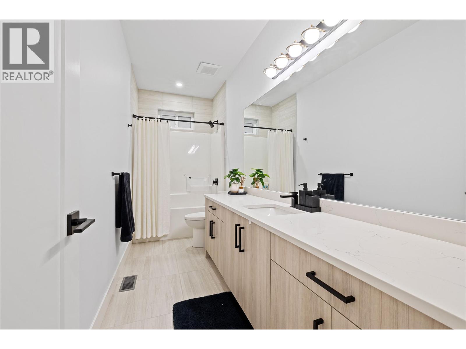 389 Moubray Road, Kelowna, British Columbia  V1V 1R4 - Photo 41 - 10400954