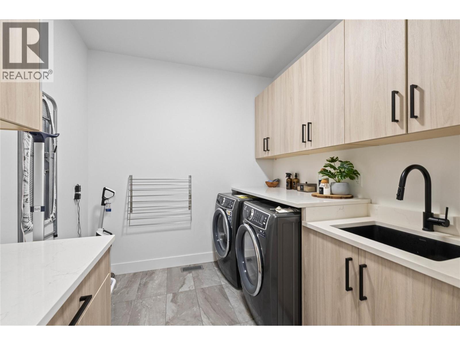 389 Moubray Road, Kelowna, British Columbia  V1V 1R4 - Photo 44 - 10400954