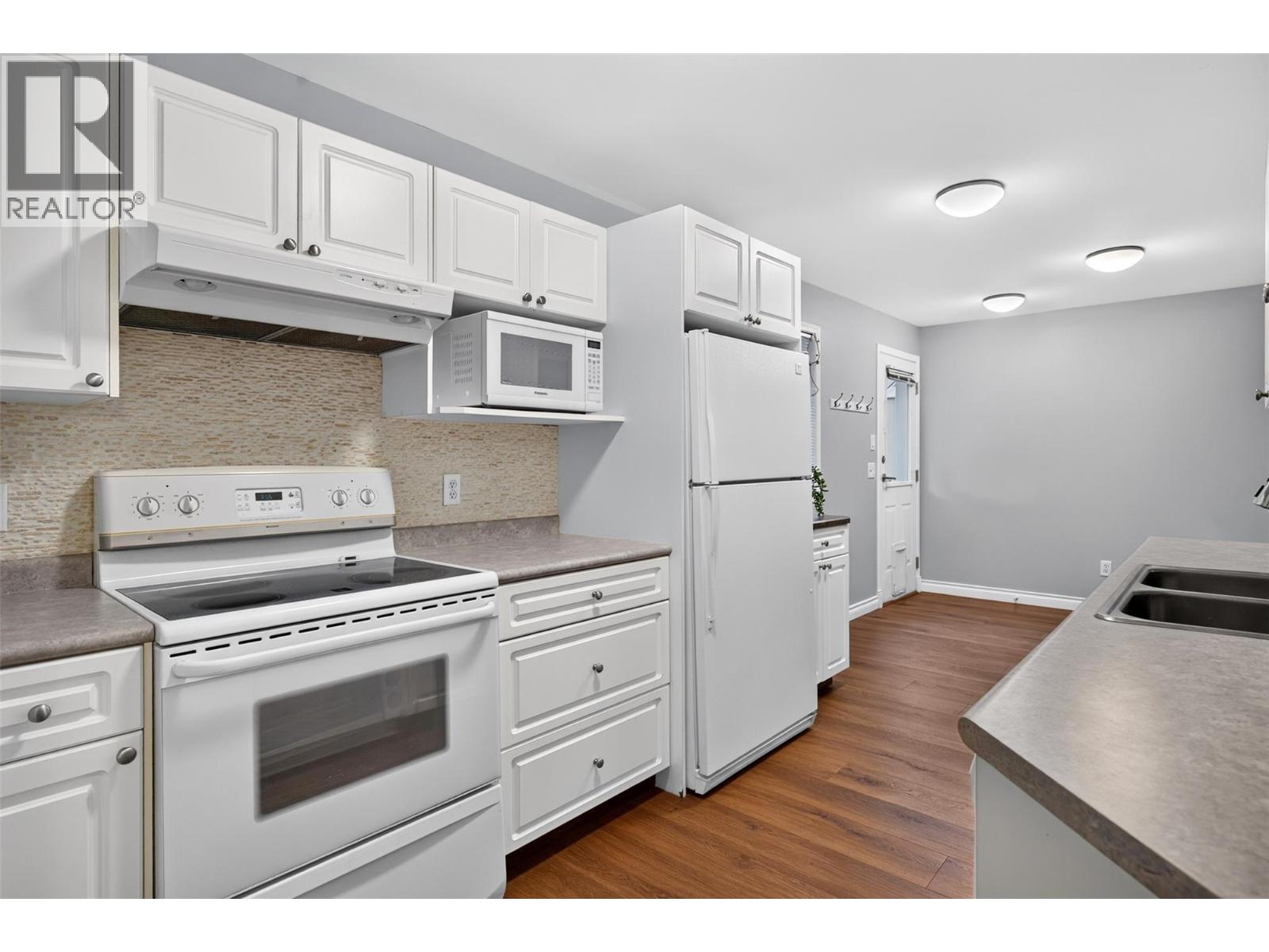 1342 Friesen Road, Kelowna, British Columbia  V1X 7P7 - Photo 23 - 10398693