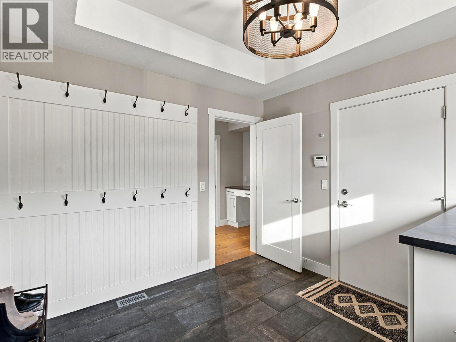 5590 Trestle Ridge Court, Kelowna, British Columbia  V1W 5M3 - Photo 19 - 10400827