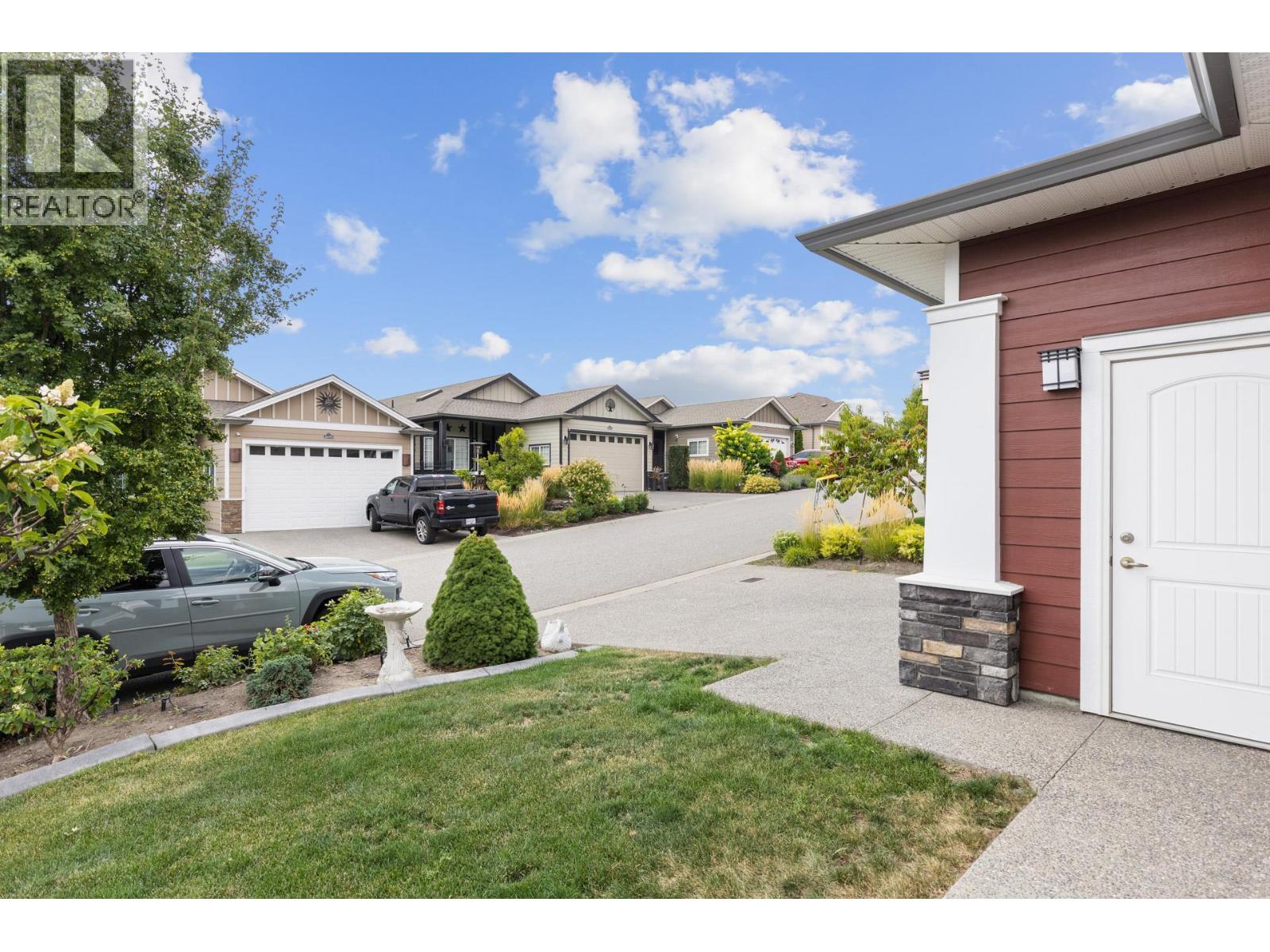 2067 Mallard Drive, Westbank, British Columbia  V4T 3A5 - Photo 3 - 10401057