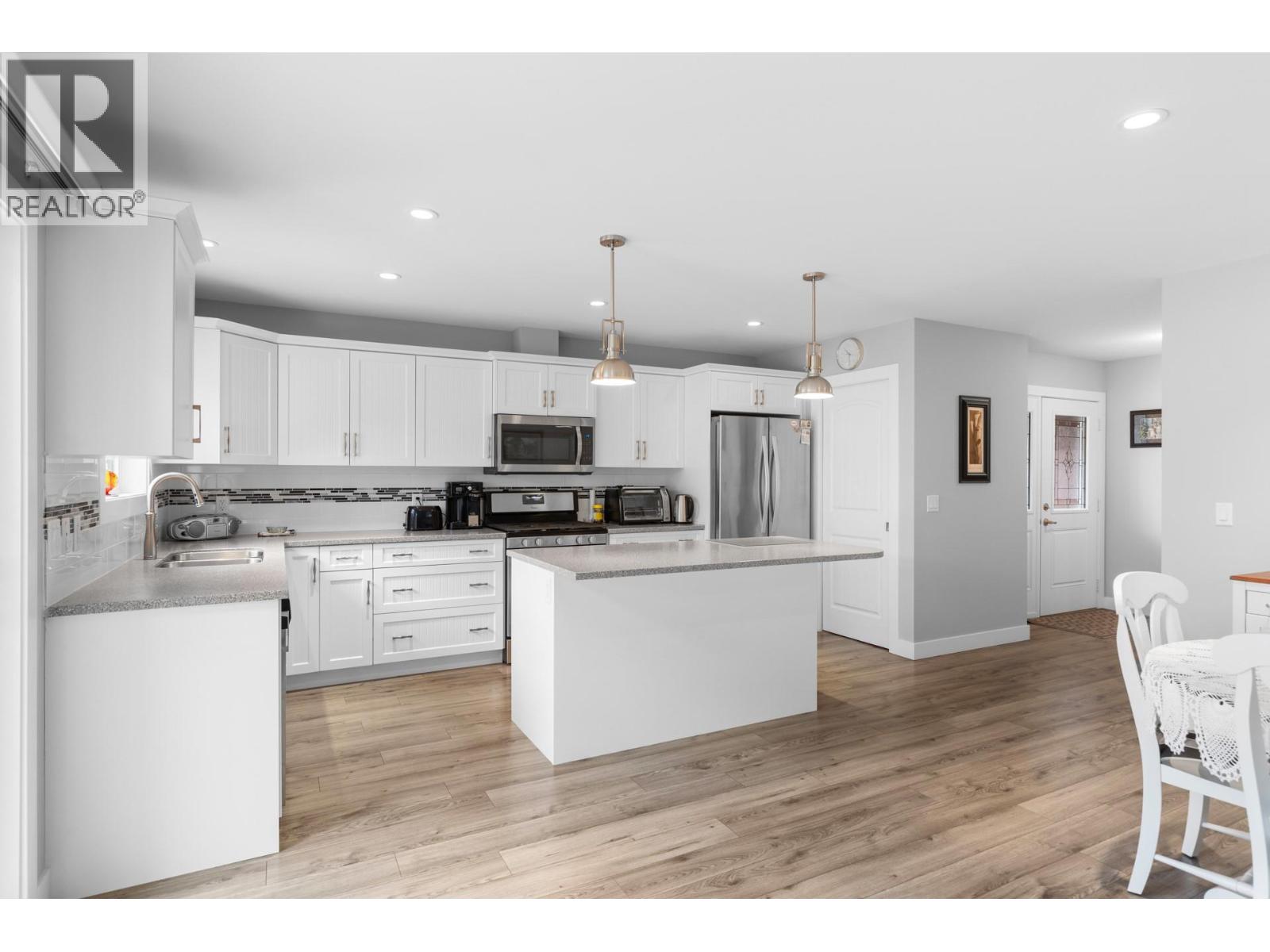 2067 Mallard Drive, Westbank, British Columbia  V4T 3A5 - Photo 6 - 10401057