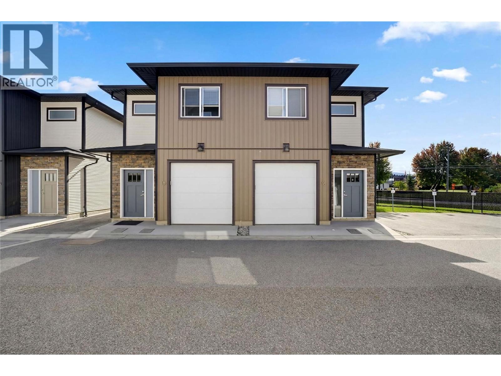 2081 11 Avenue Ne Unit# 16, Salmon Arm, British Columbia  V1E 0G1 - Photo 1 - 10400931