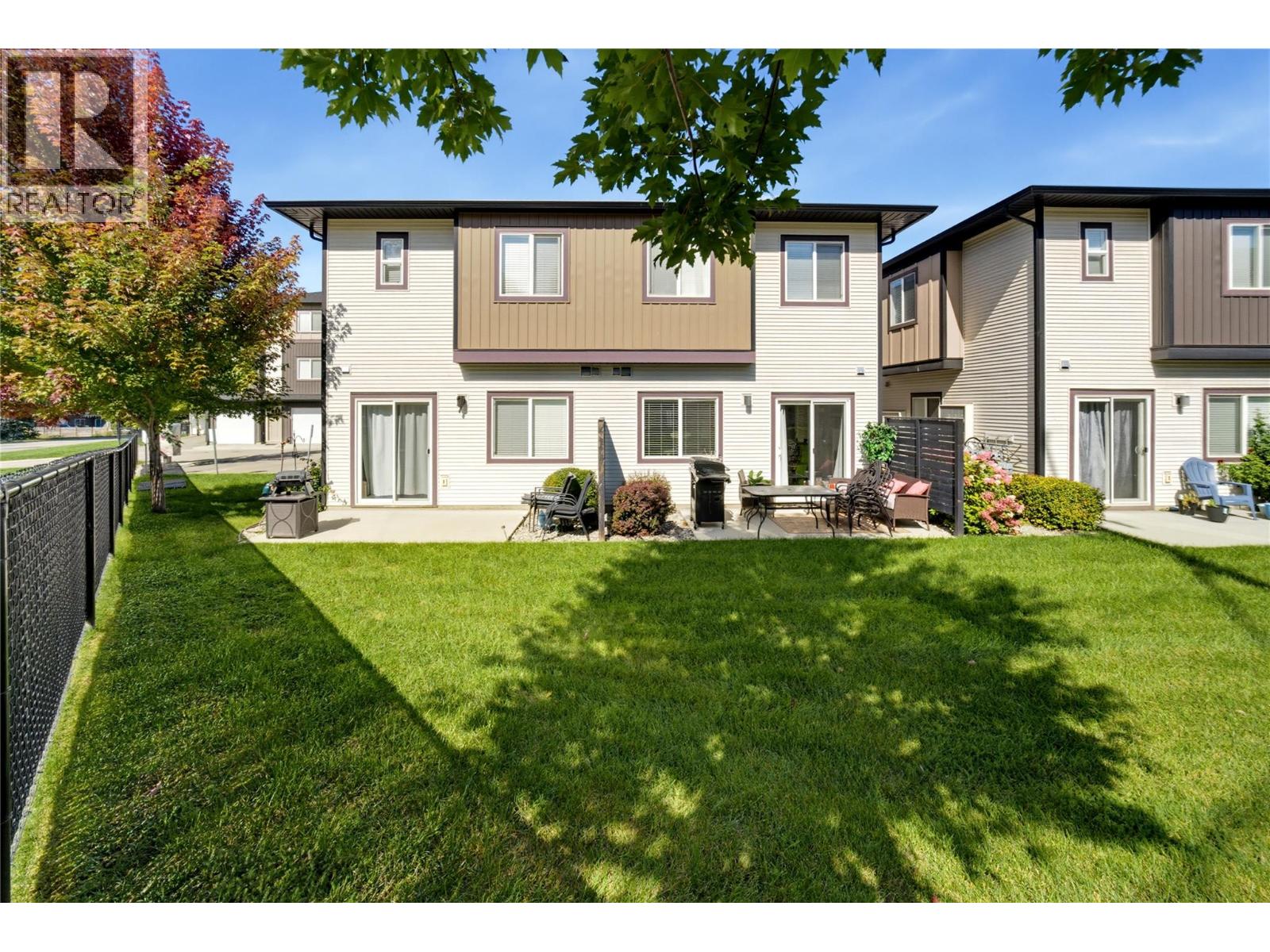 2081 11 Avenue Ne Unit# 16, Salmon Arm, British Columbia  V1E 0G1 - Photo 2 - 10400931