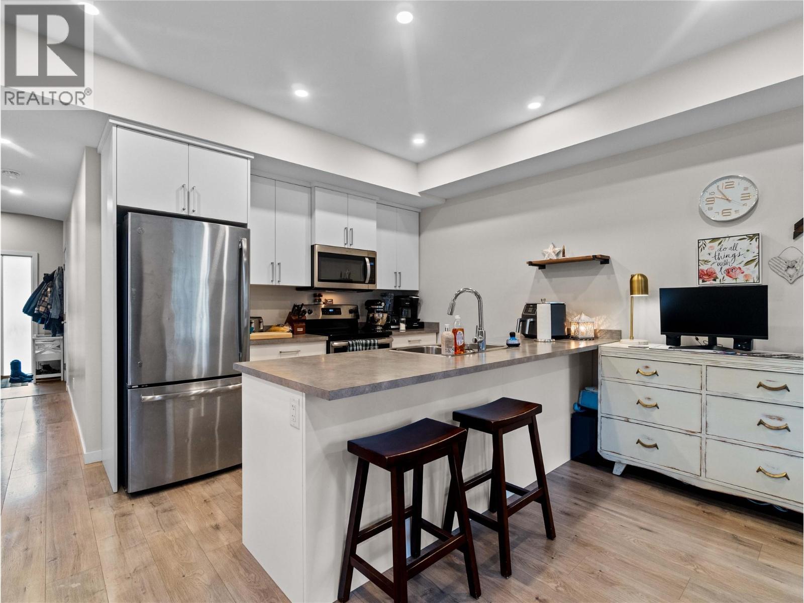 2081 11 Avenue Ne Unit# 16, Salmon Arm, British Columbia  V1E 0G1 - Photo 4 - 10400931