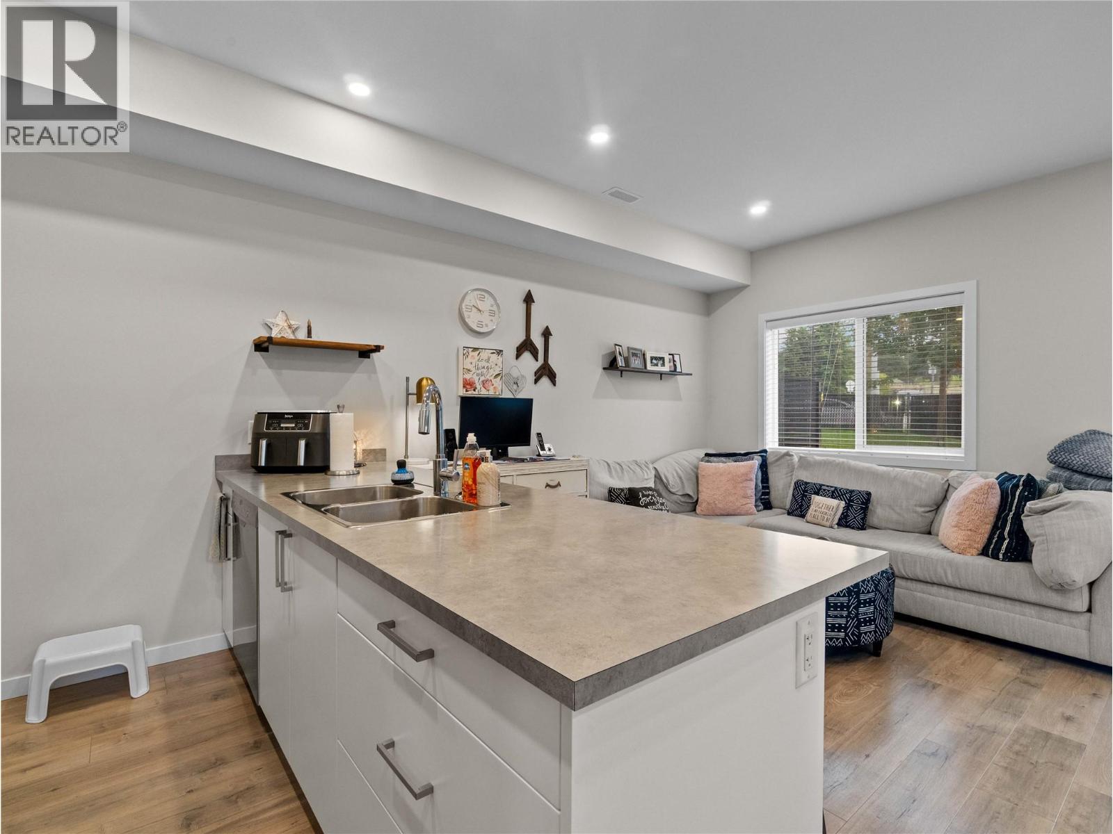 2081 11 Avenue Ne Unit# 16, Salmon Arm, British Columbia  V1E 0G1 - Photo 7 - 10400931