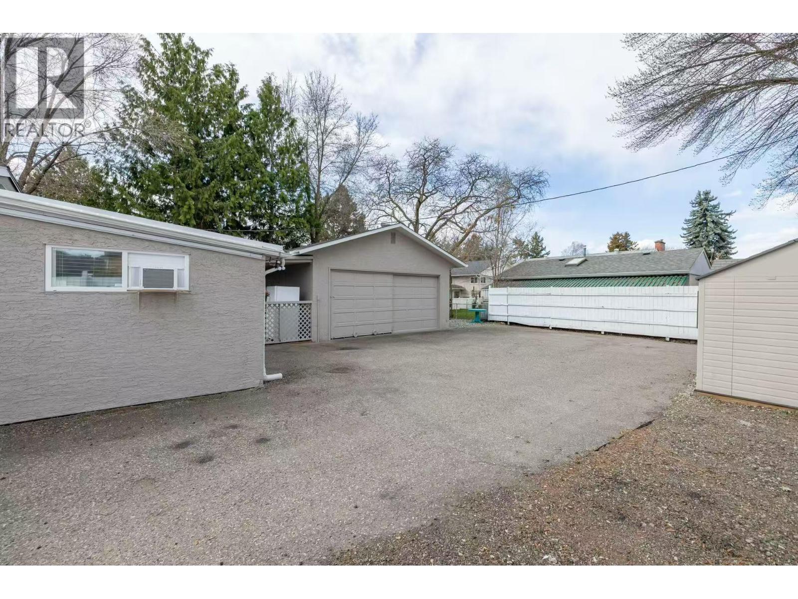 1201 Kelglen Crescent, Kelowna, British Columbia  V1Y 6K4 - Photo 21 - 10400900