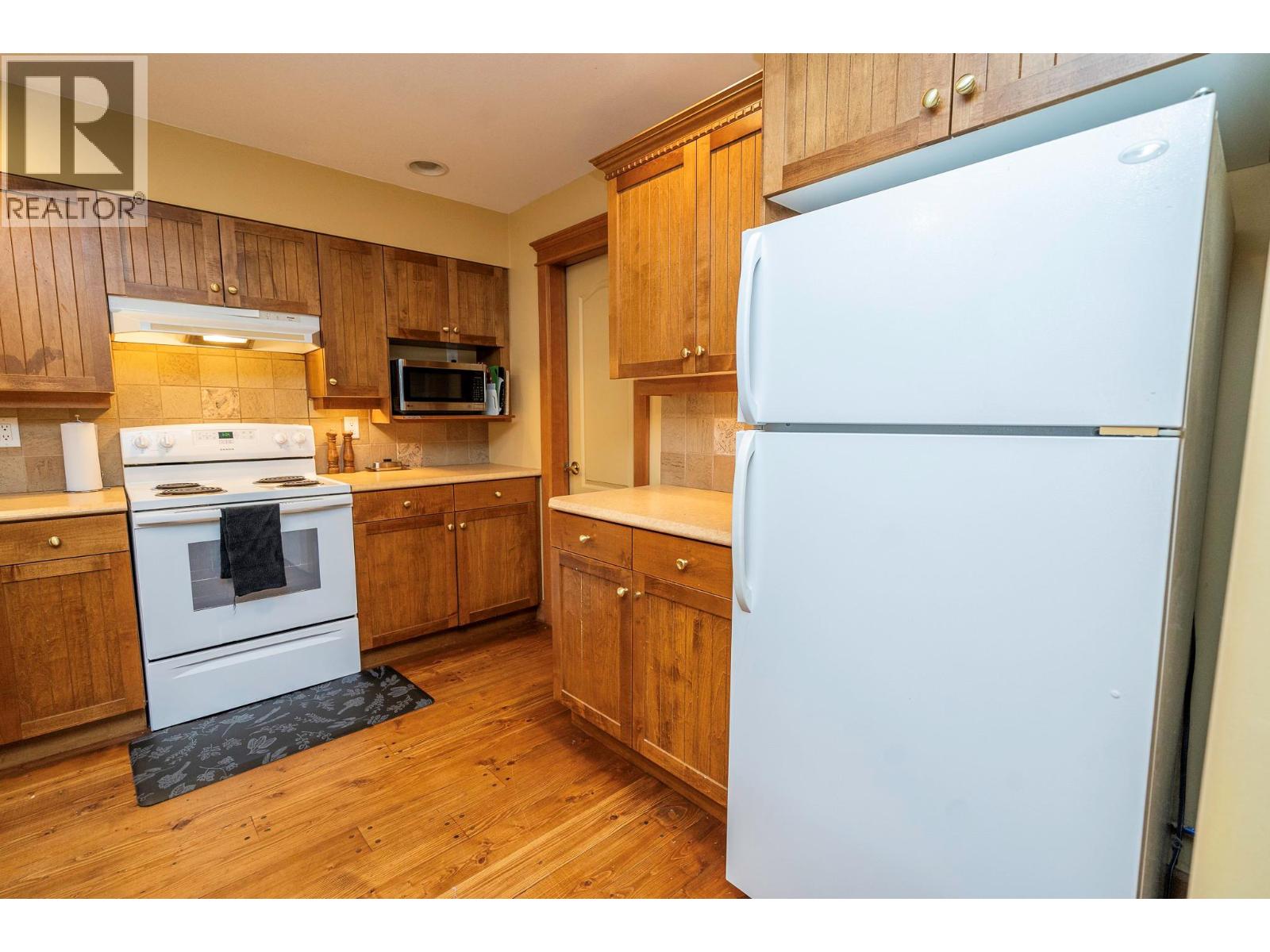 7640 Porcupine Road Unit# 27, Big White, British Columbia  V1P 1P3 - Photo 4 - 10400915