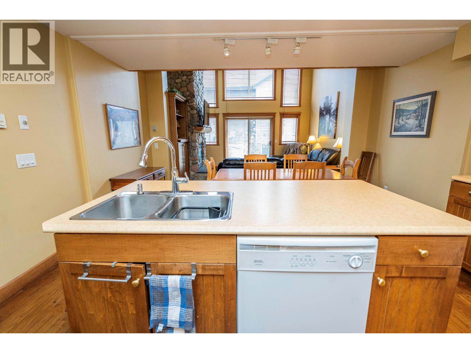 7640 Porcupine Road Unit# 27, Big White, British Columbia  V1P 1P3 - Photo 6 - 10400915