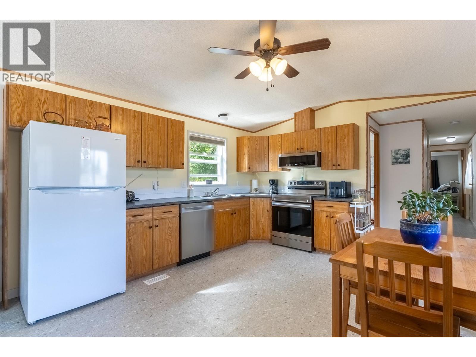 1555 Howe Road Unit# 117, Kamloops, British Columbia  V1S 1Y4 - Photo 5 - 10400859