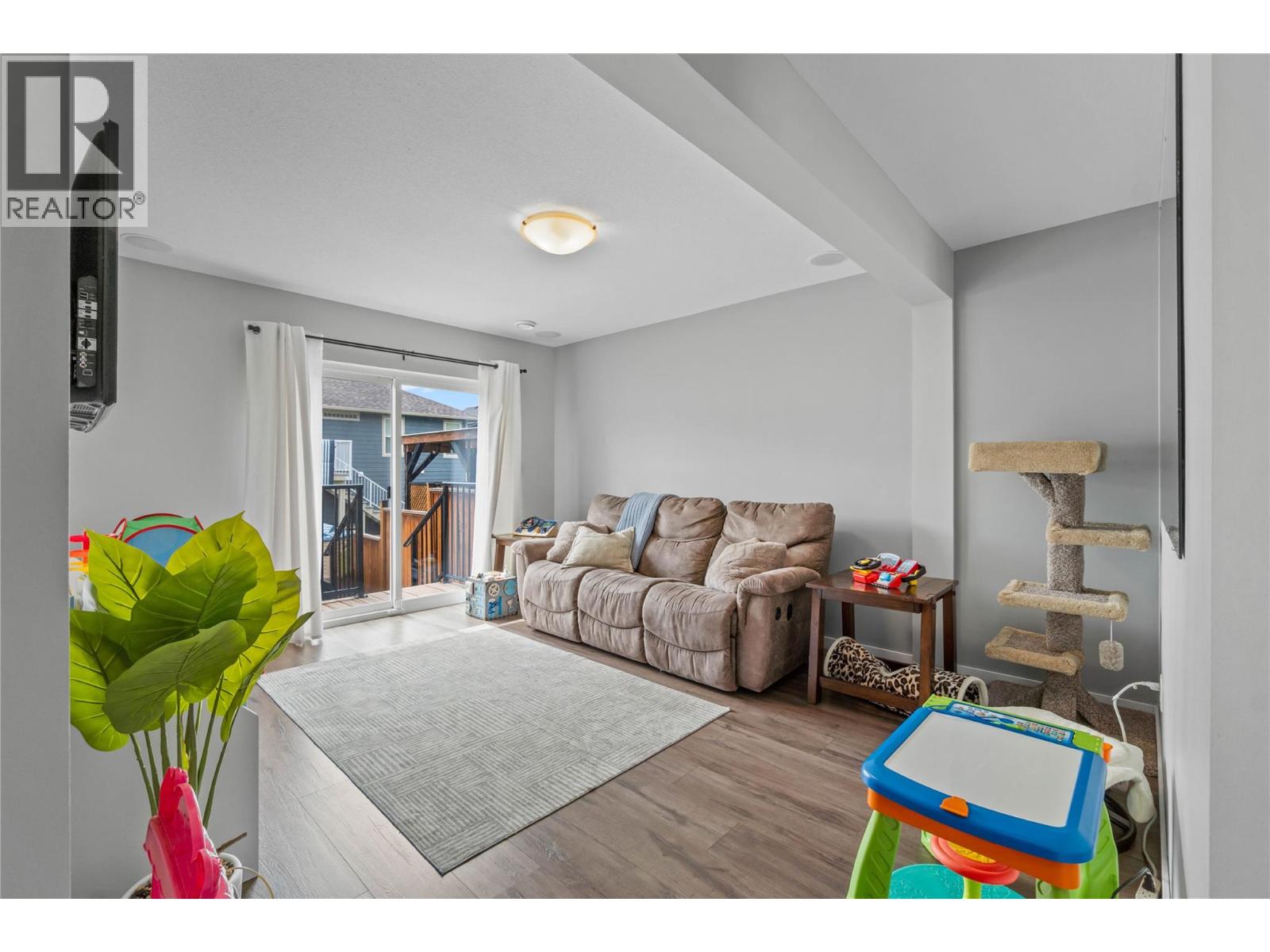 2592 Crestline Street Unit# 9, Kamloops, British Columbia  V2B 0E7 - Photo 17 - 10400748