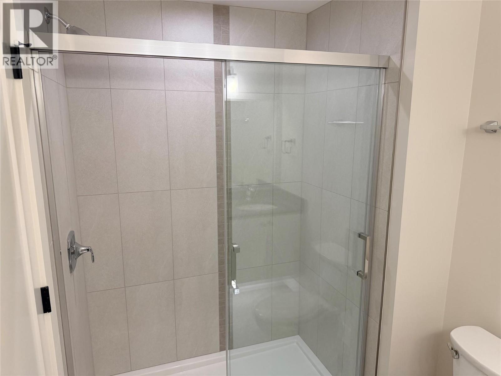 2171 Van Horne Drive Unit# 207, Kamloops, British Columbia  V1S 0E2 - Photo 7 - 10400533