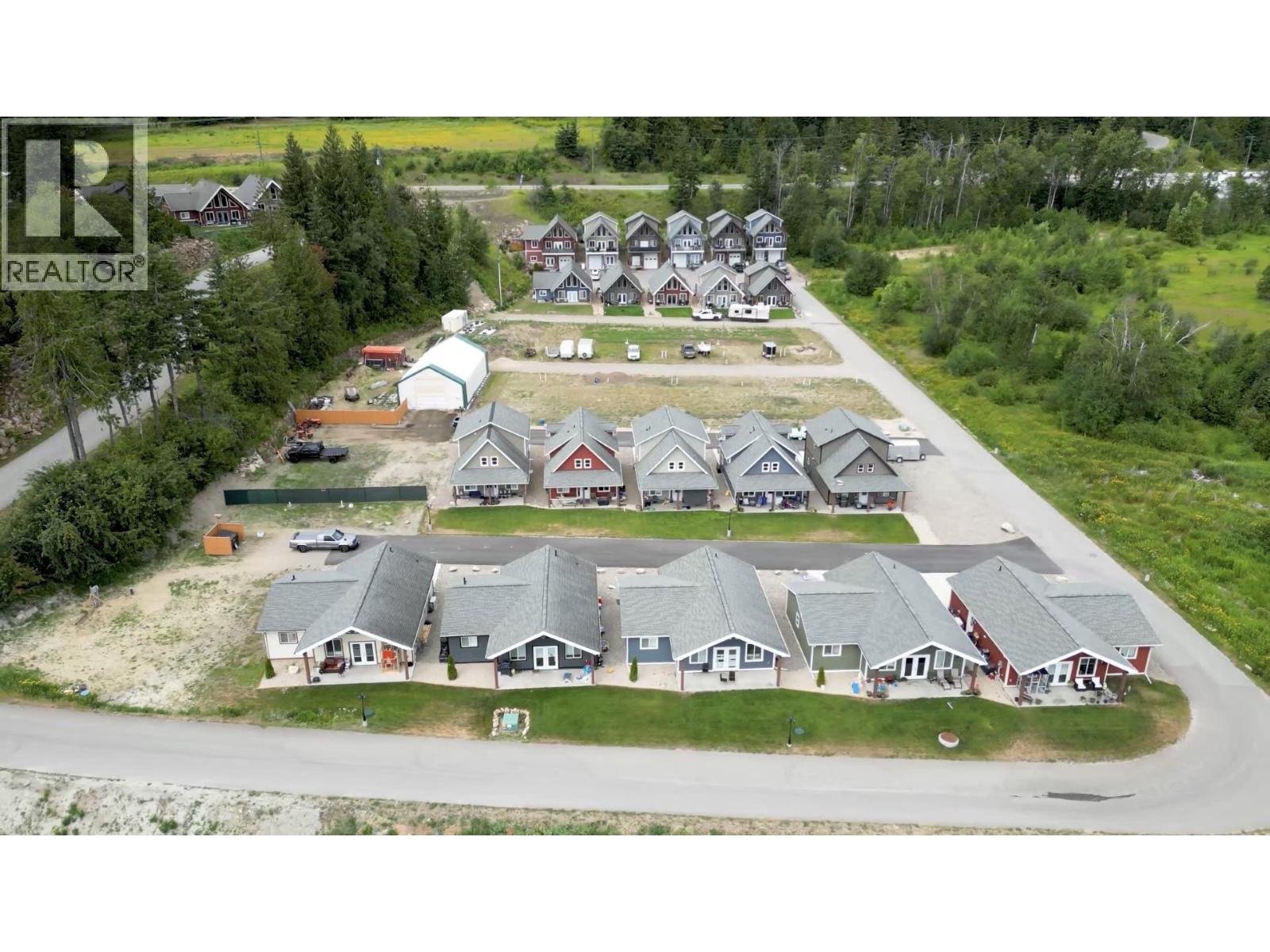 5211 Trans-Canada Highway, Tappen, British Columbia  V1E 2Z7 - Photo 4 - 10399026
