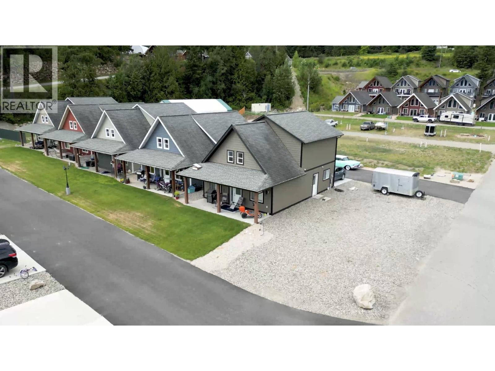 5211 Trans-Canada Highway, Tappen, British Columbia  V1E 2Z7 - Photo 6 - 10399026