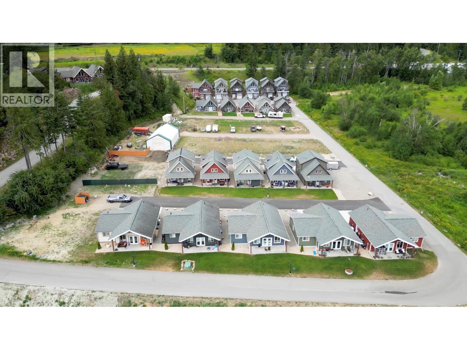 5211 Trans-Canada Highway, Tappen, British Columbia  V1E 2Z7 - Photo 9 - 10399026