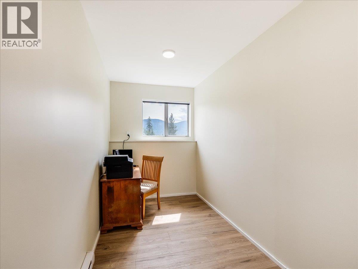 6810 & 6814 Brooks Road, Appledale, British Columbia  V0G 2J0 - Photo 41 - 10400518