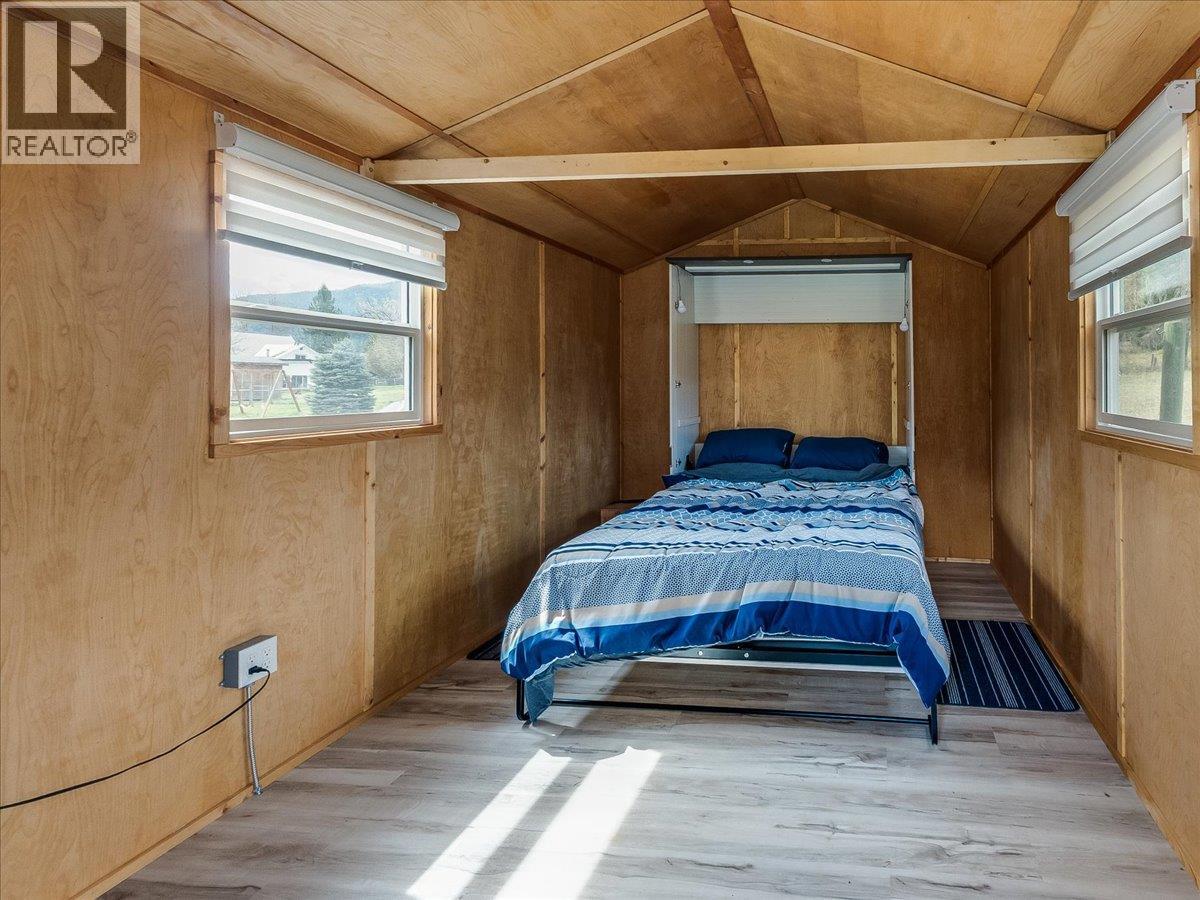 6810 & 6814 Brooks Road, Appledale, British Columbia  V0G 2J0 - Photo 71 - 10400518