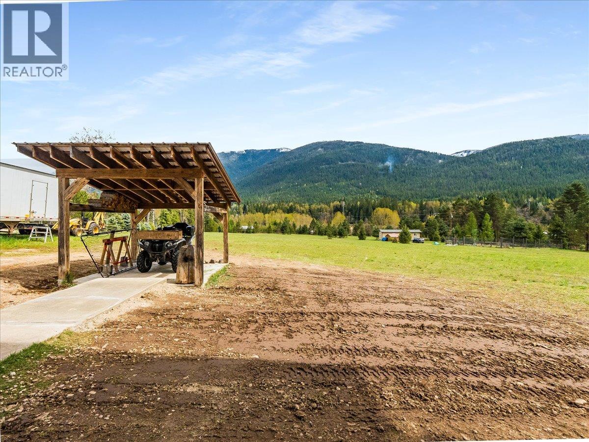 6810 & 6814 Brooks Road, Appledale, British Columbia  V0G 2J0 - Photo 73 - 10400518
