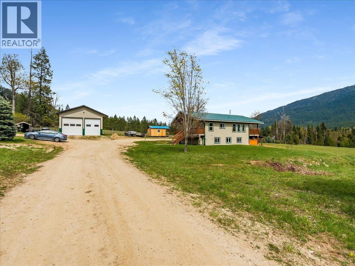 6810 & 6814 Brooks Road, Appledale, British Columbia  V0G 2J0 - Photo 76 - 10400518