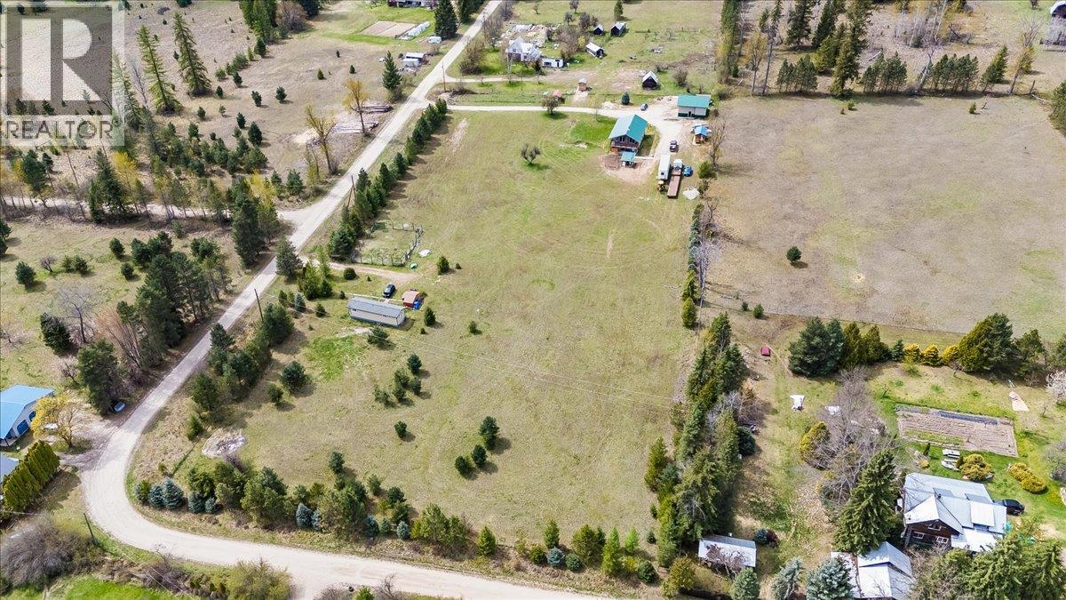 6810 & 6814 Brooks Road, Appledale, British Columbia  V0G 2J0 - Photo 81 - 10400518