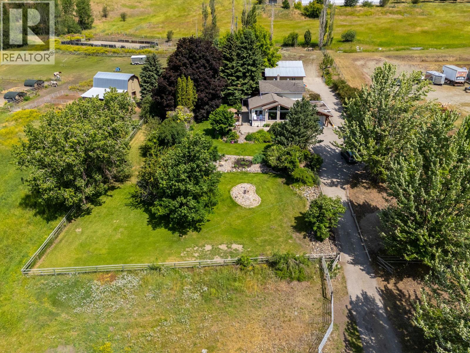 6651 Buchanan Road, Coldstream, British Columbia  V1B 3C6 - Photo 1 - 10400501