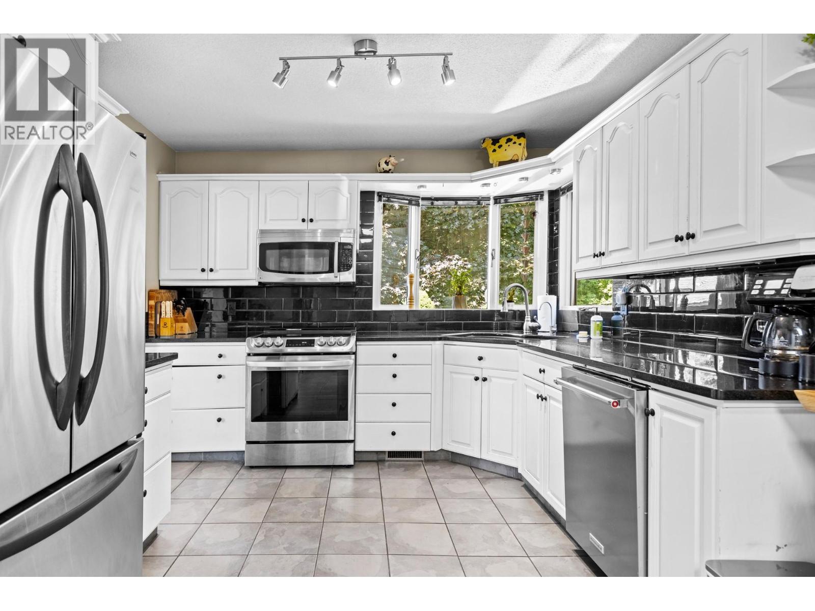 6651 Buchanan Road, Coldstream, British Columbia  V1B 3C6 - Photo 12 - 10400501