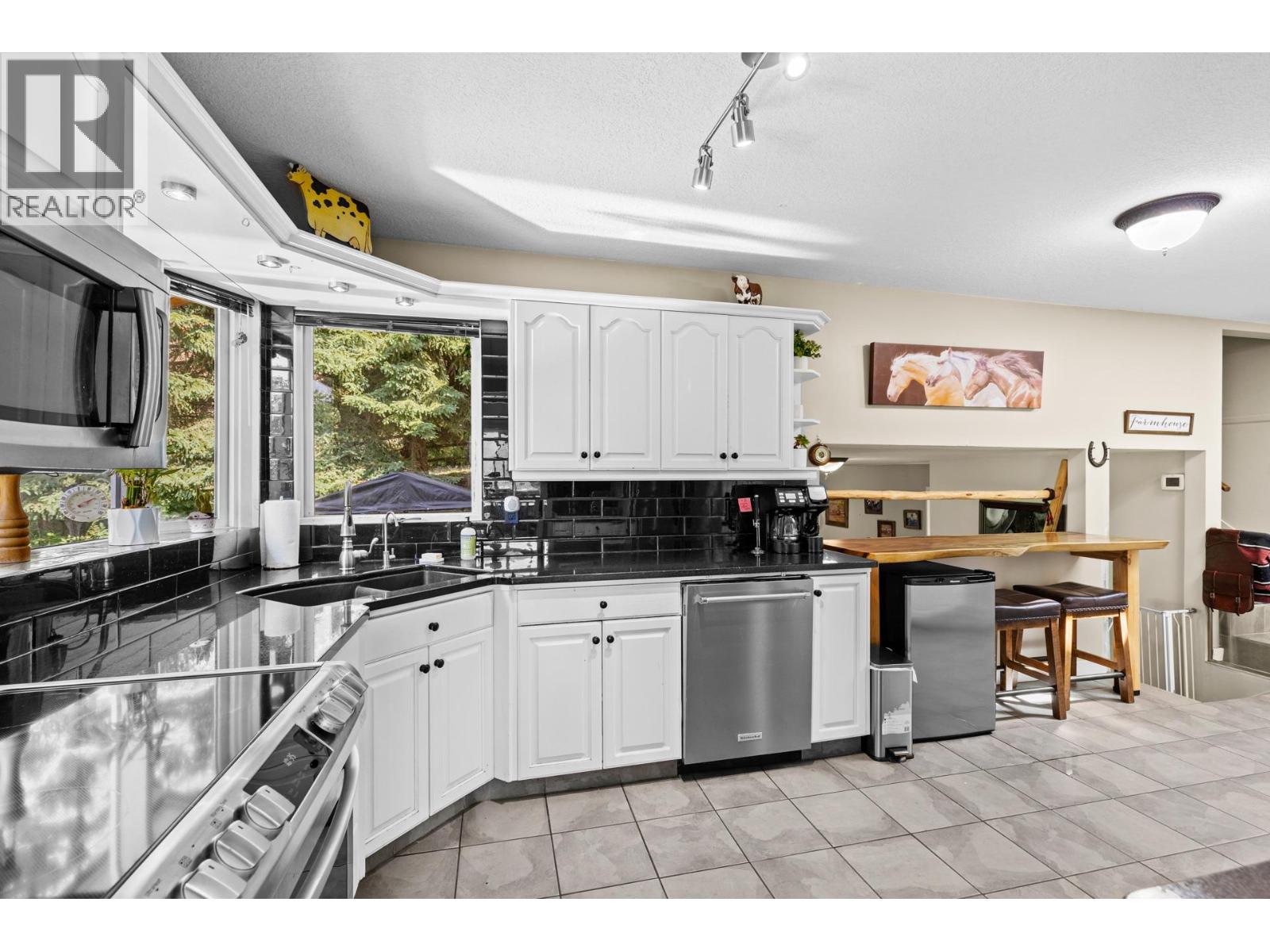 6651 Buchanan Road, Coldstream, British Columbia  V1B 3C6 - Photo 14 - 10400501