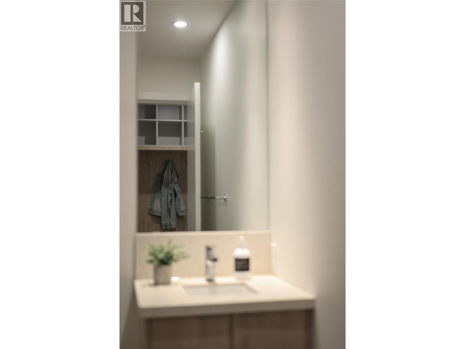 4280 Red Mountain Road Unit# 318, Rossland, British Columbia  V0G 1Y0 - Photo 5 - 10400788